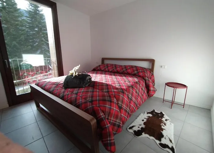 شقة Adamello Peak Temù